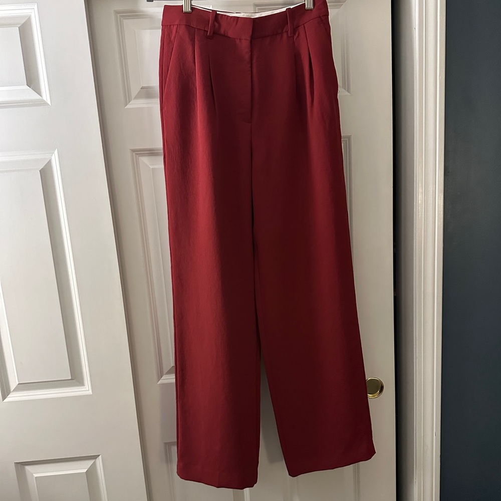 Aritzia The Effortless Pant